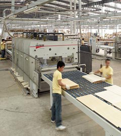 夢達家具生產車間圖片